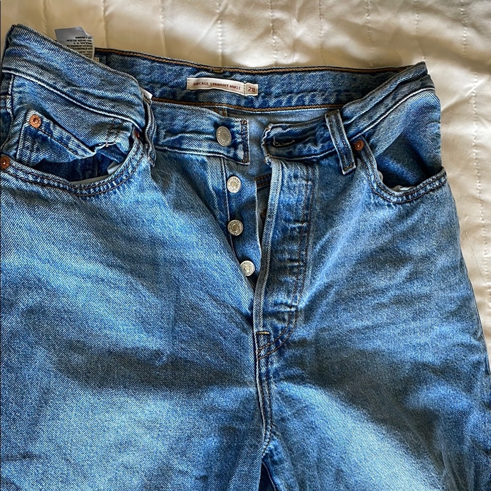 Levi's Women's ribcage straight Jeans
